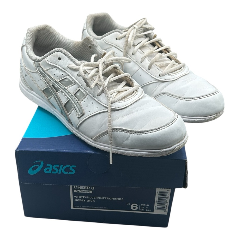 ASICS Cheer 8 White Sneakers size 6